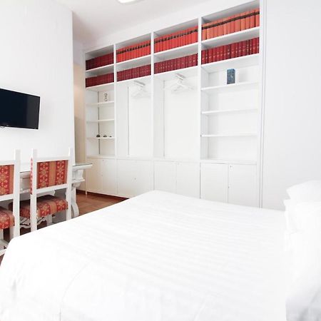 Duomo Charme Apartment Milaan Buitenkant foto